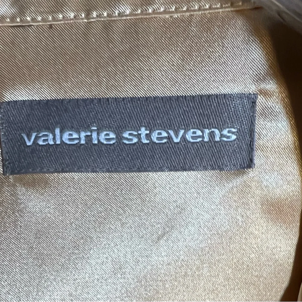 Valerie Stevens Gold Short Sleeve Button Down Sleep/Pajama Top Size S - Picture 8 of 8